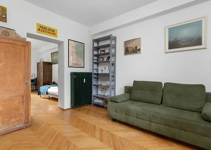 Stylish Korzenna Perfect For Remote Work With An Excellent Location By Renters Apartamento Gdańsk