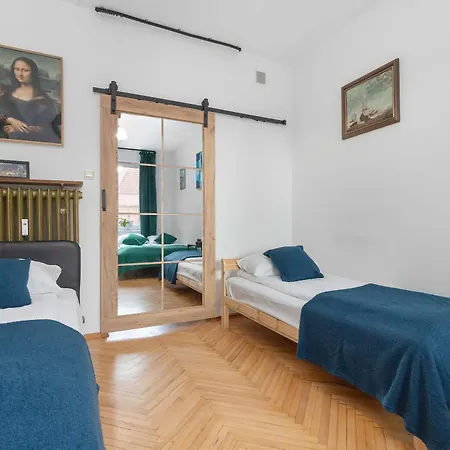 Stylish Korzenna Perfect For Remote Work With An Excellent Location By Renters *