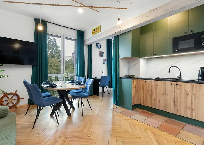 Stylish Korzenna Perfect For Remote Work With An Excellent Location By Renters Apartment Danzig