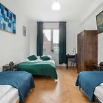 Stylish Korzenna Perfect For Remote Work With An Excellent Location By Renters 아파트 그단스크